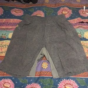 Men’s Lululemon shorts 9in inseam Lg, with liner